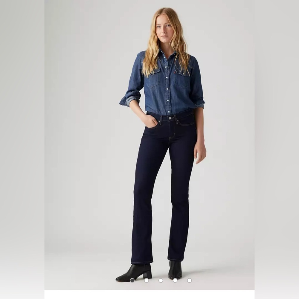 💜Petite Levi 315 shaping bootcut jeans